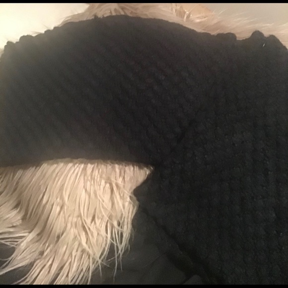 Brand new infinity scarf with tags - Picture 6 of 8